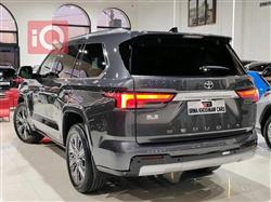 Toyota Sequoia